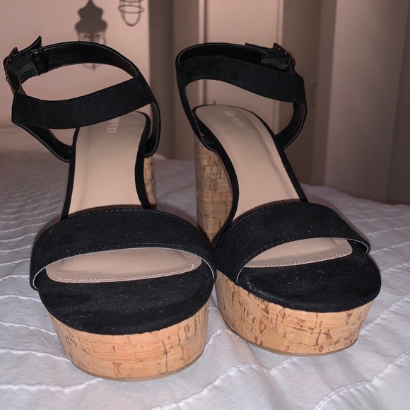 Black Wedge Heels, 8 US , Forever21 - Picture 2 of 6